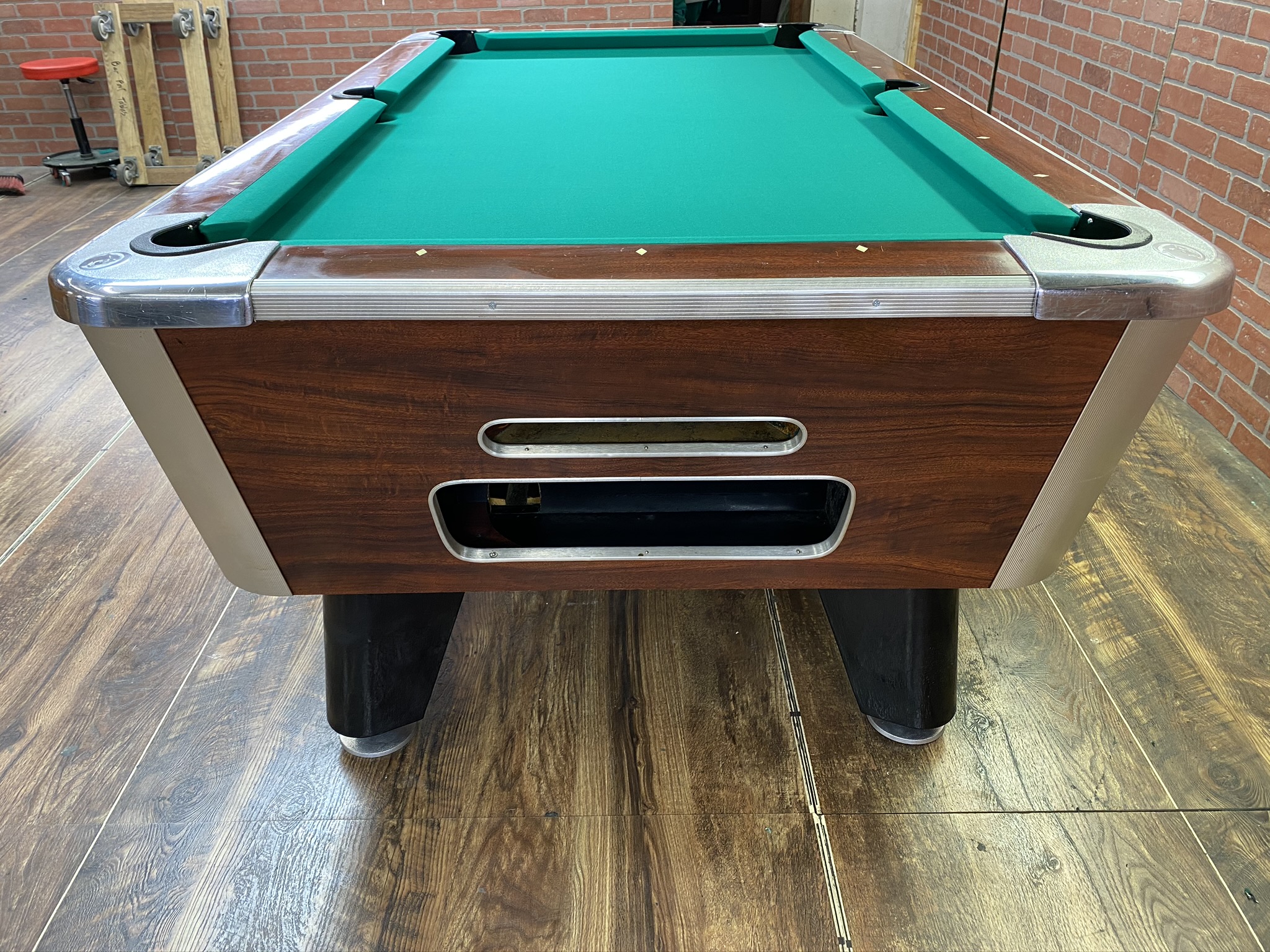 6 1 2 Valley Rosewood Used Coin Operated Pool Table Used Coin