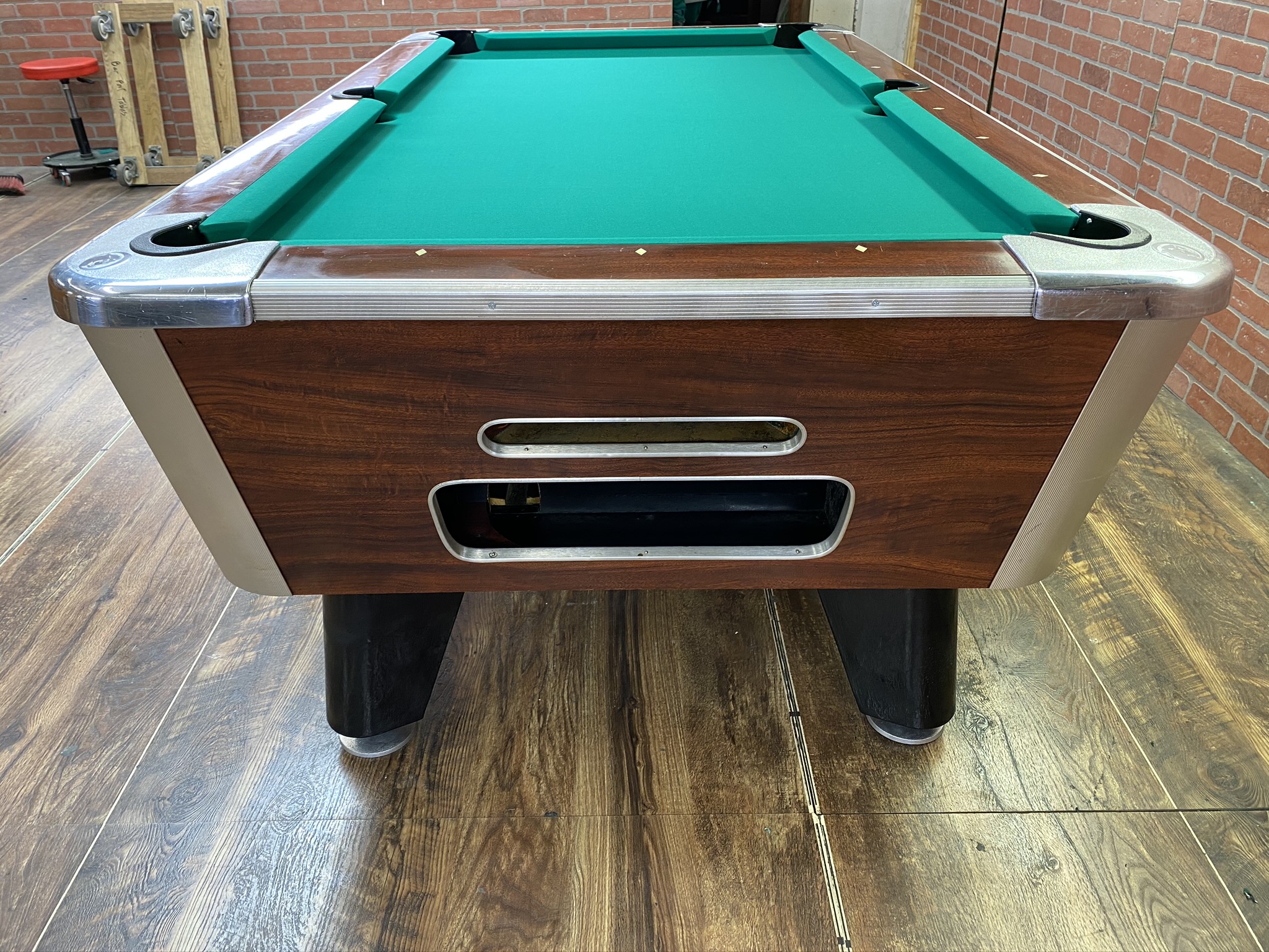 6 1 2 Valley Rosewood Used Coin Operated Pool Table Used Coin 